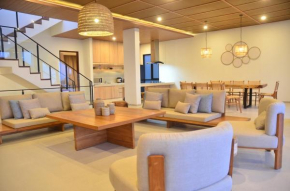 Sunrise City View Villa 9 bedrooms with a private heated swimming pool